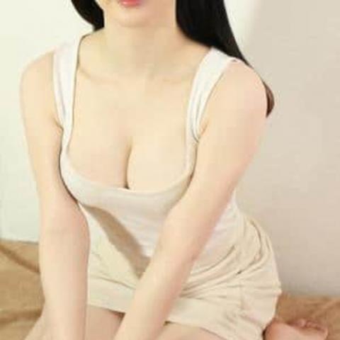 真白(27)
