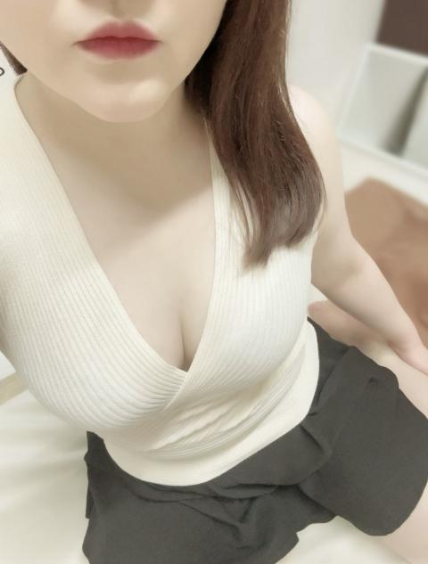明里（あかり）(32)
