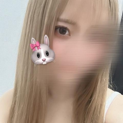 すず(19)
