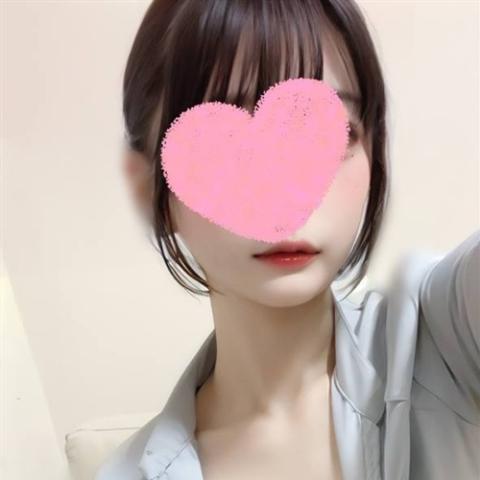 ひな(20)