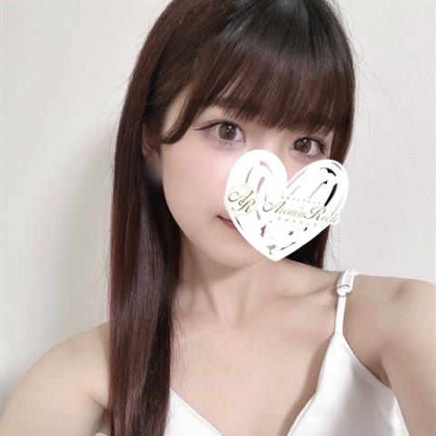 秋月ゆら(23)