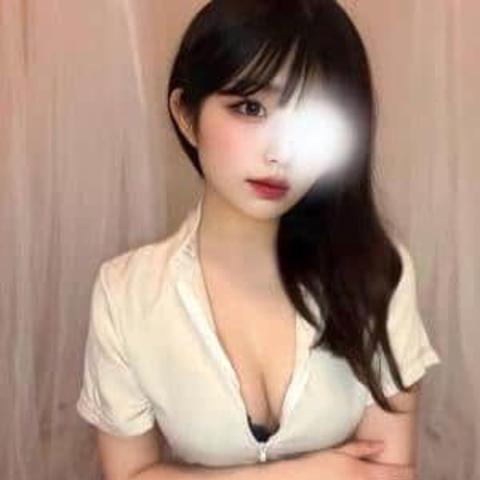 ユナ(22)