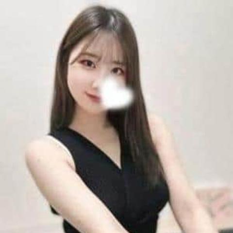 柏木りら(24)