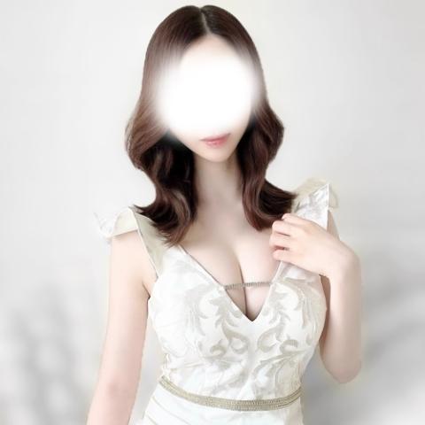 藤崎もも(22)