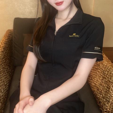 麗奈(26)