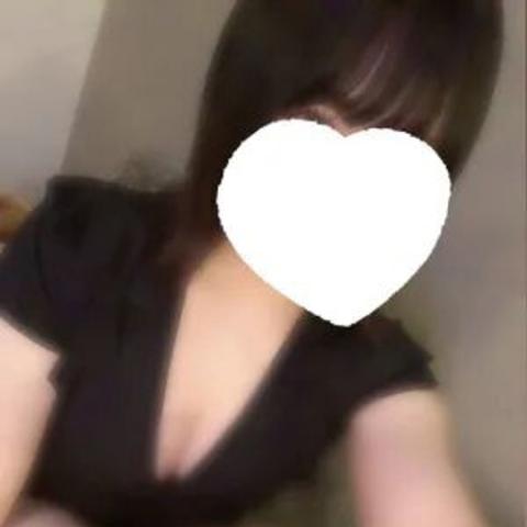金城もも(24)