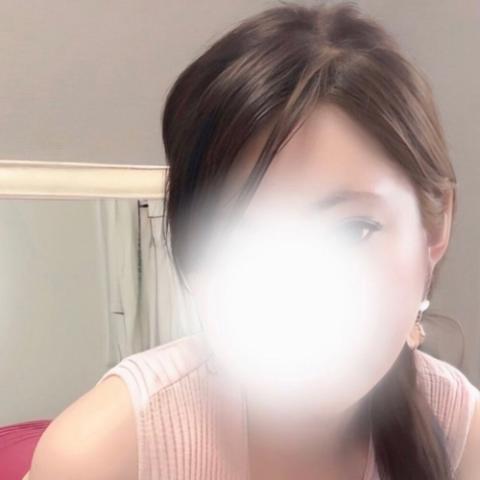 神崎あやか(28)