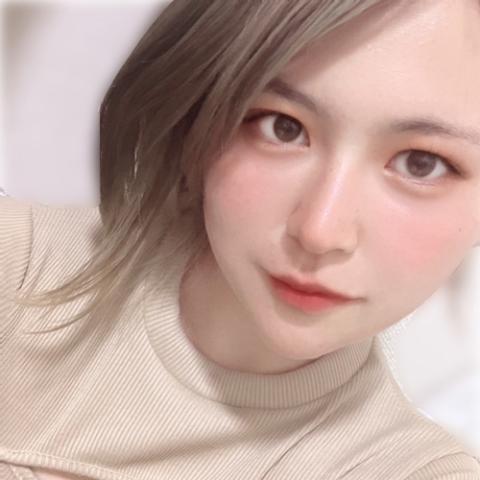 川上ユウ(25)