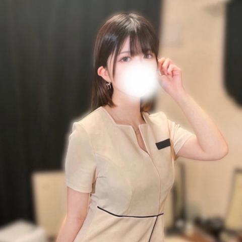 有栖 ひより(22)