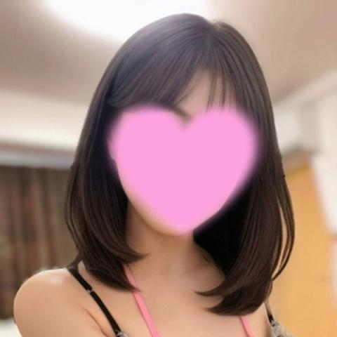 綾瀬ももか(27)
