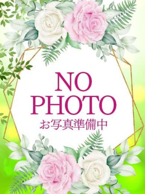 ナギサ(23)