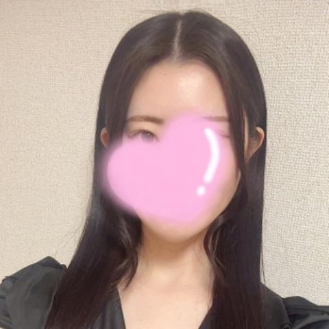 成宮ゆん(22)