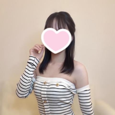 鈴屋　なつ(24)