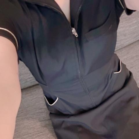 広末マリコ(42)