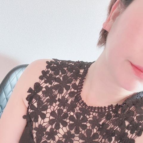 蒼井マリコ(37)