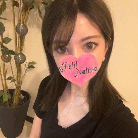 白石　ゆま