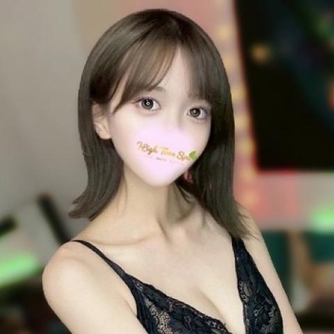 月野ゆいか(24)