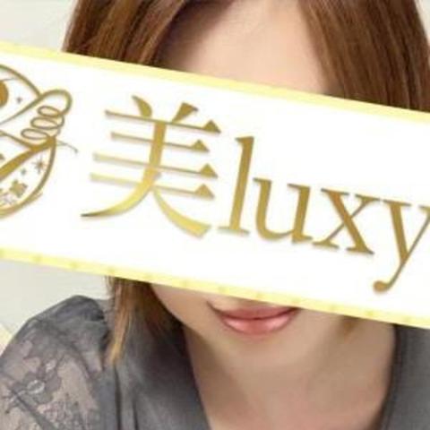 山本ゆうみ(38)