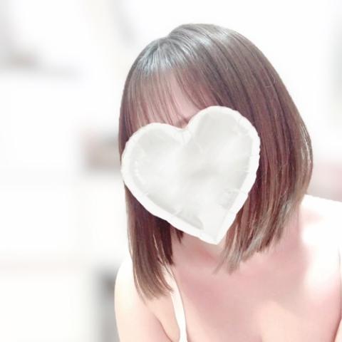 神崎ひなの(28)