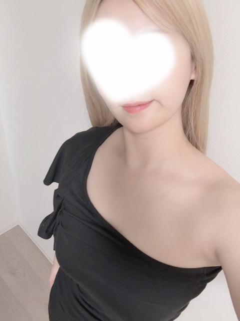 堀江さな(25)