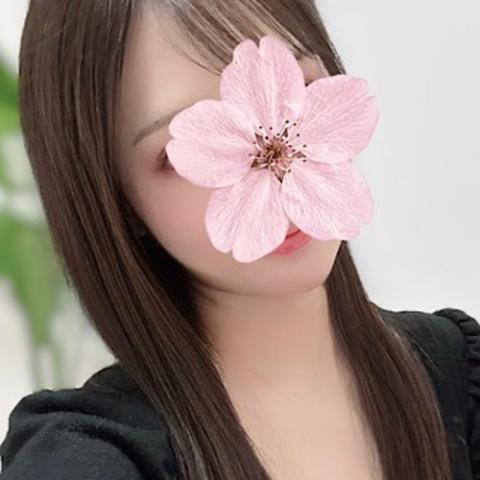 青木りな(26)