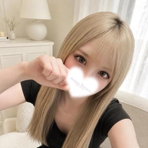 みあ(18)
