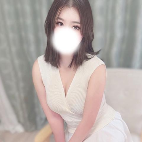 莉咲（りさ）(24)