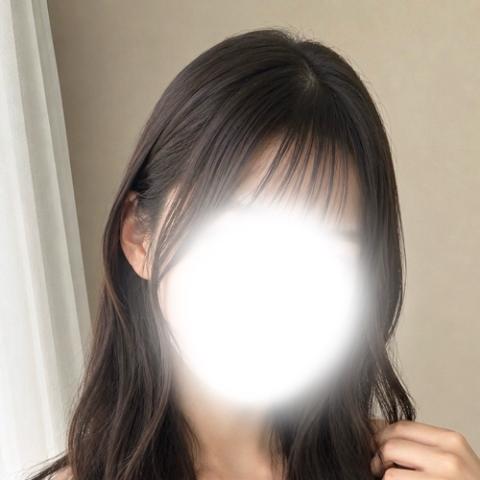 すず(24)
