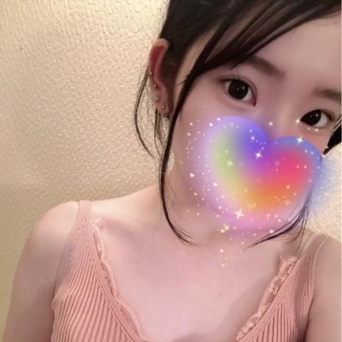 片桐ゆか(23)