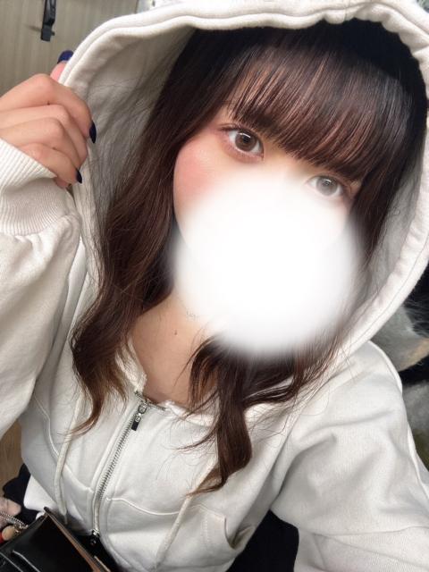 恋乃うる(23)