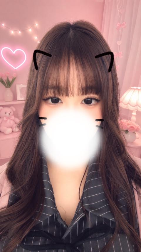 飴色あいり(21)