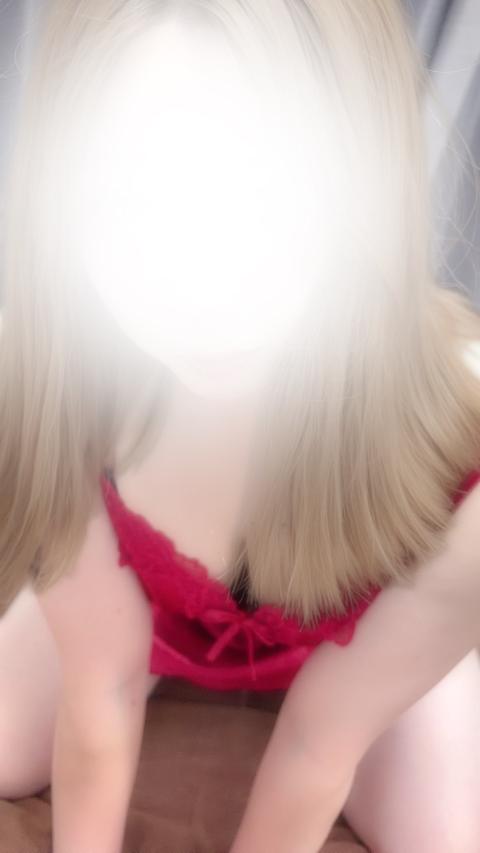 みな(26)