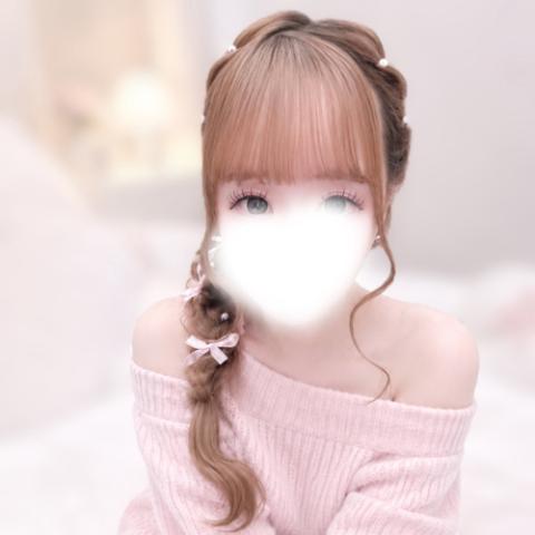 秋庭さくら (22)